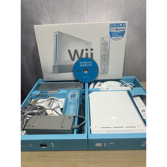 Nintendo Wii Retro Console RVL-001 Bundle ( READ DESCRIPTION FOR MORE DETAILS ) - Picture 4 of 10